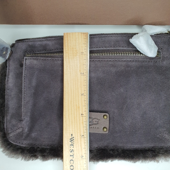 UGG Large Wristlet - Chocolate Brown NWT - Picture 7 of 9